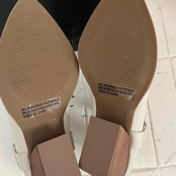 💙DV Dolce Vita Women's Kramer Ankle Boot - Picture 6 of 8